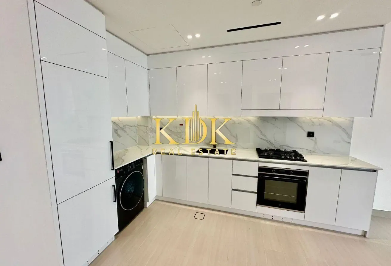 Premium 1BR | Book Now | Community View