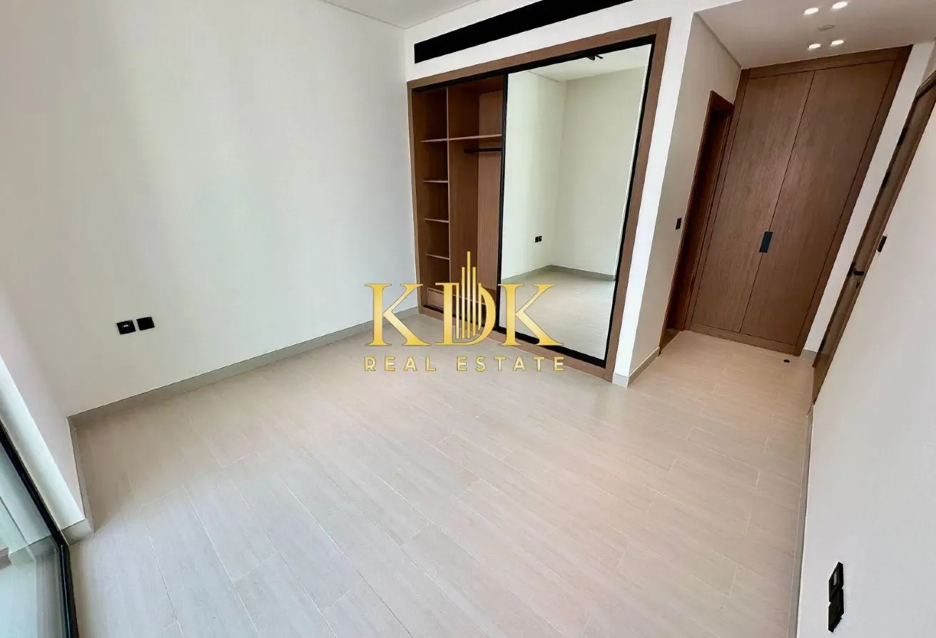 Premium 1BR | Book Now | Community View