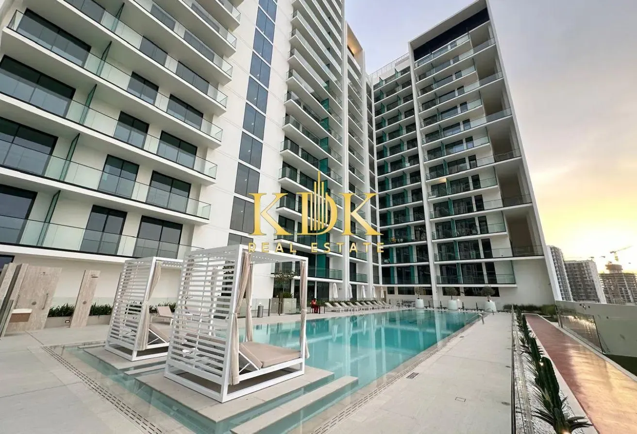 Premium 1BR | Book Now | Community View