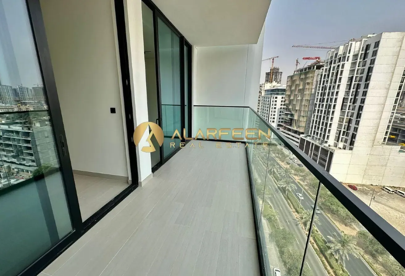 High-Floor 1BR | Balcony | City & Pool View