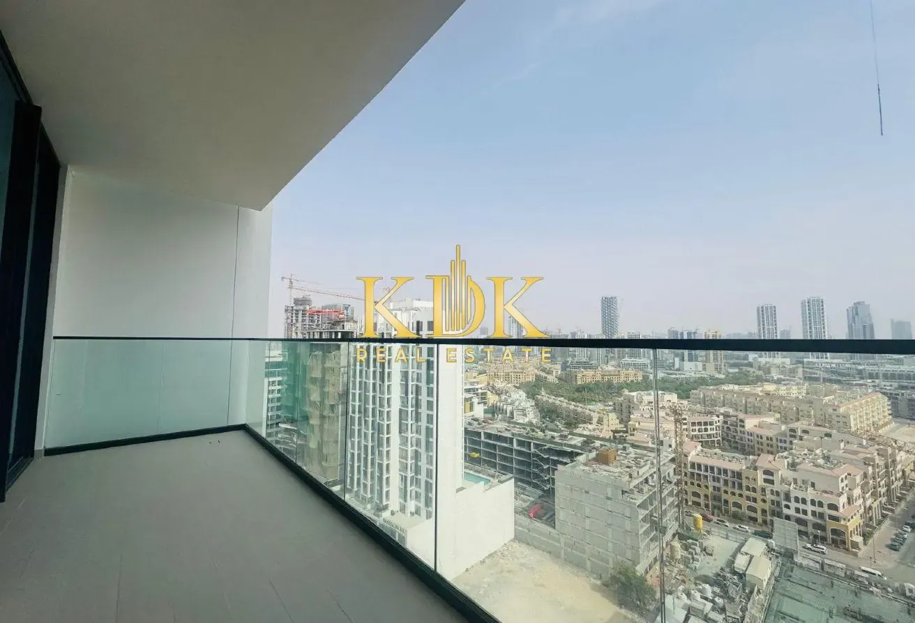 High-Floor 1BR | Downtown City View | Modern