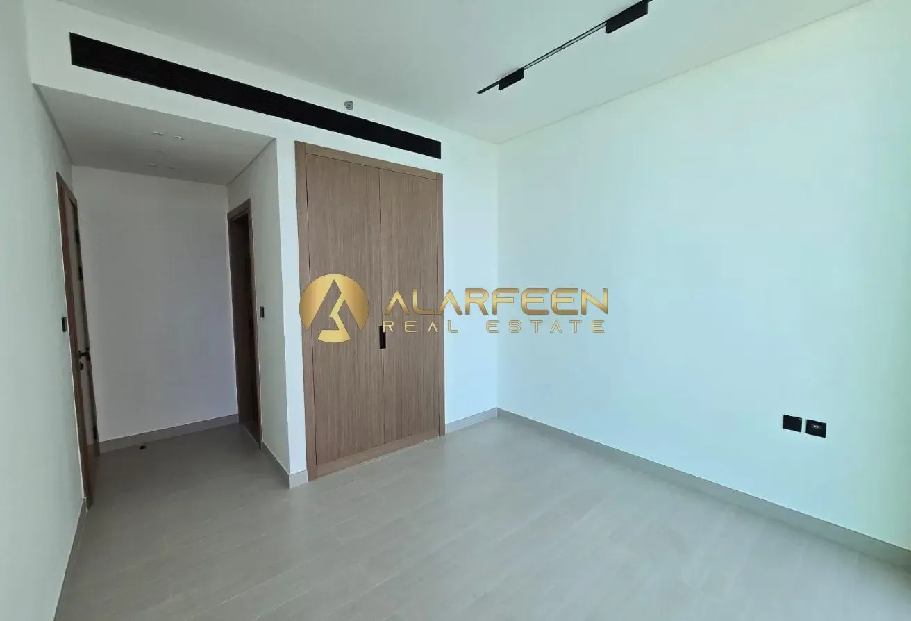 Modern 1BR | Pool View | Premium Quality
