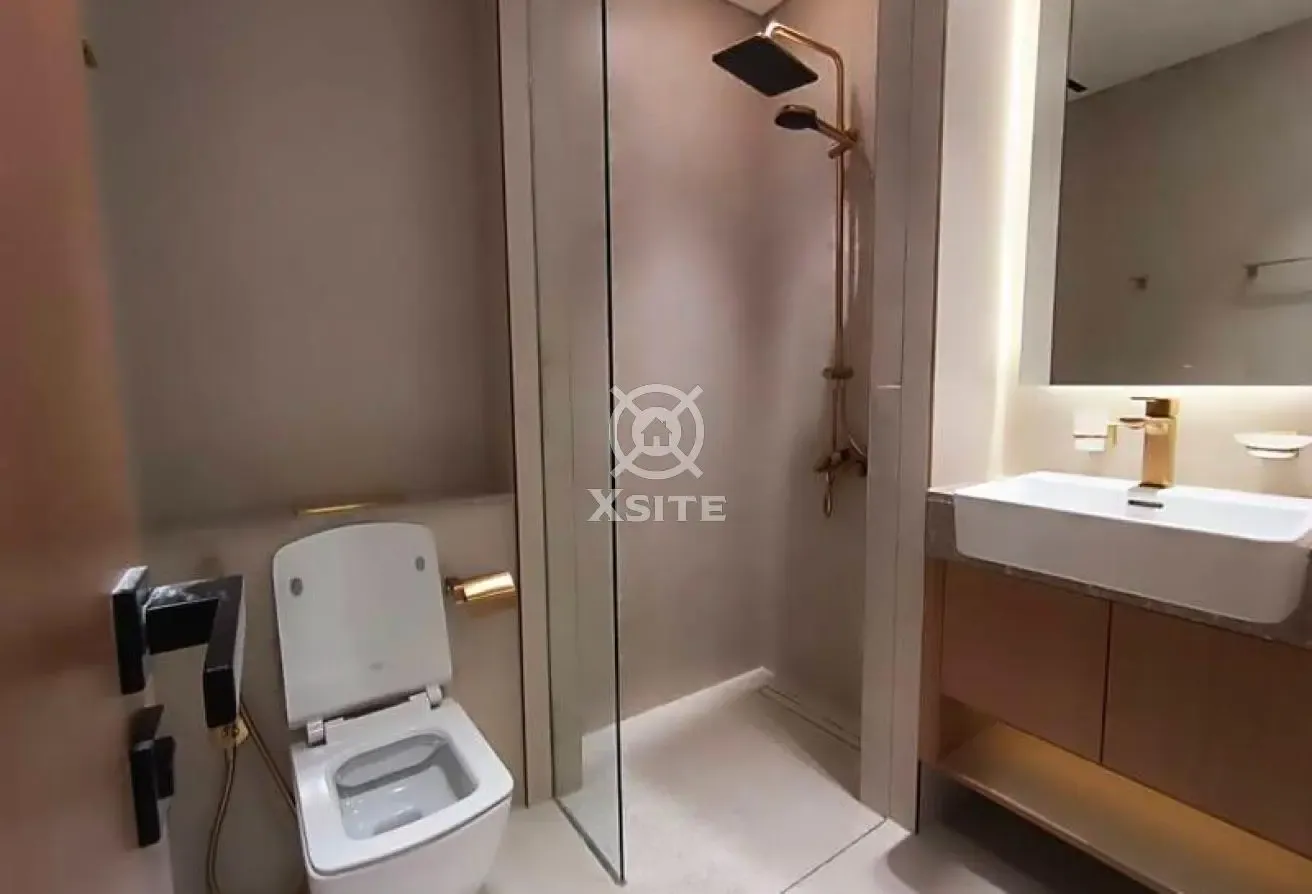 Classy 1 BR | Well Maintained | Pool View
