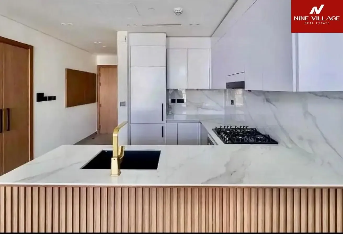 Modern 1BR Apartment | Spacious Layout
