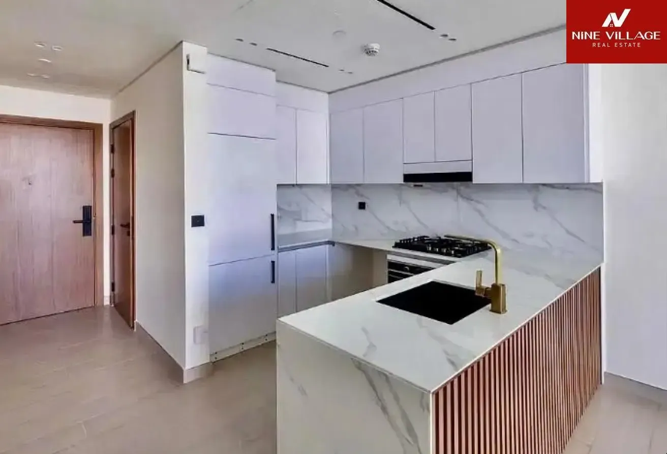 Modern 1BR Apartment | Spacious Layout