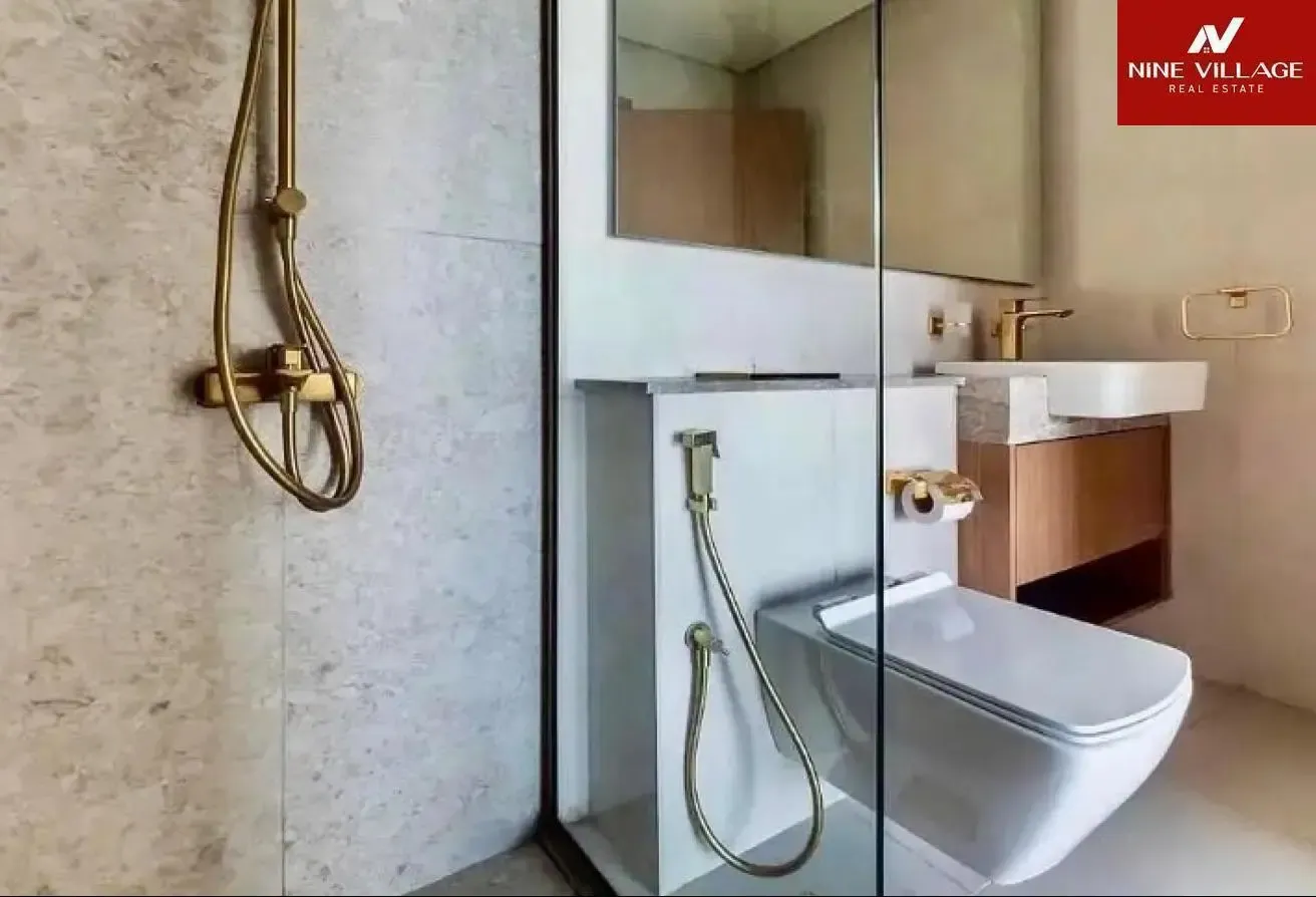 Modern 1BR Apartment | Spacious Layout