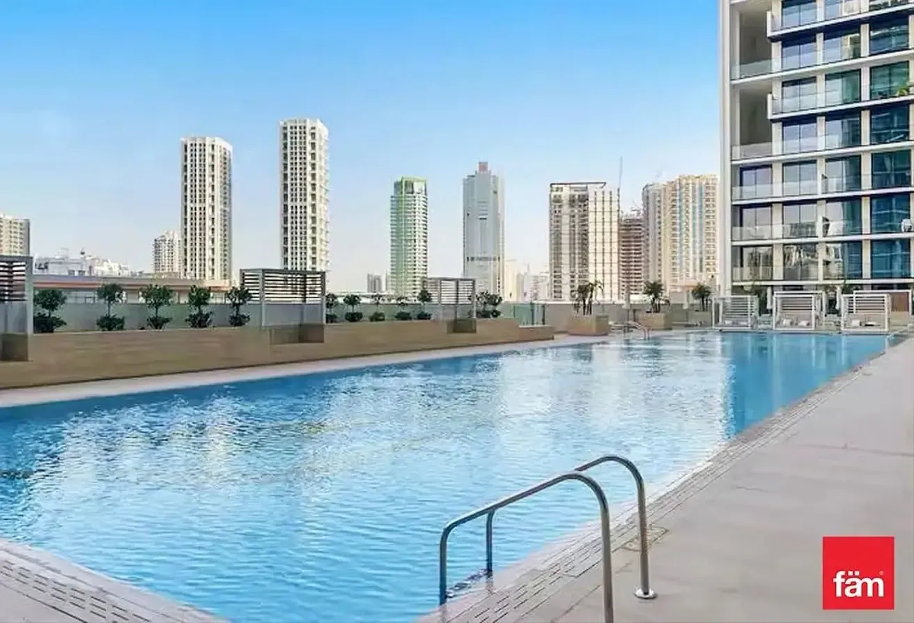 MODERN | FITTED APPLIANCES | READY TO MOVE