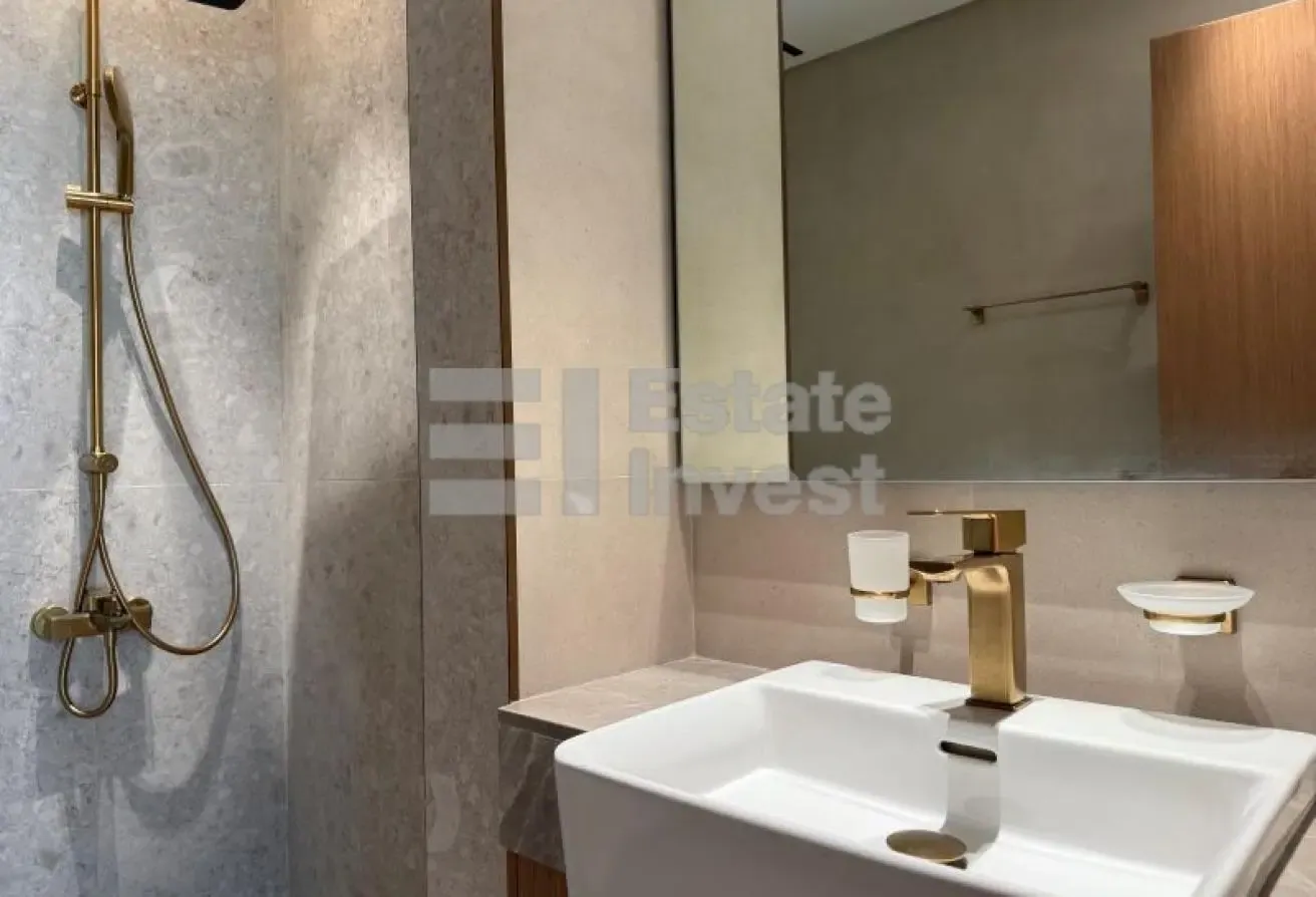 NEW TO MARKET / FULLY FURNISHED / BRAND NEW
