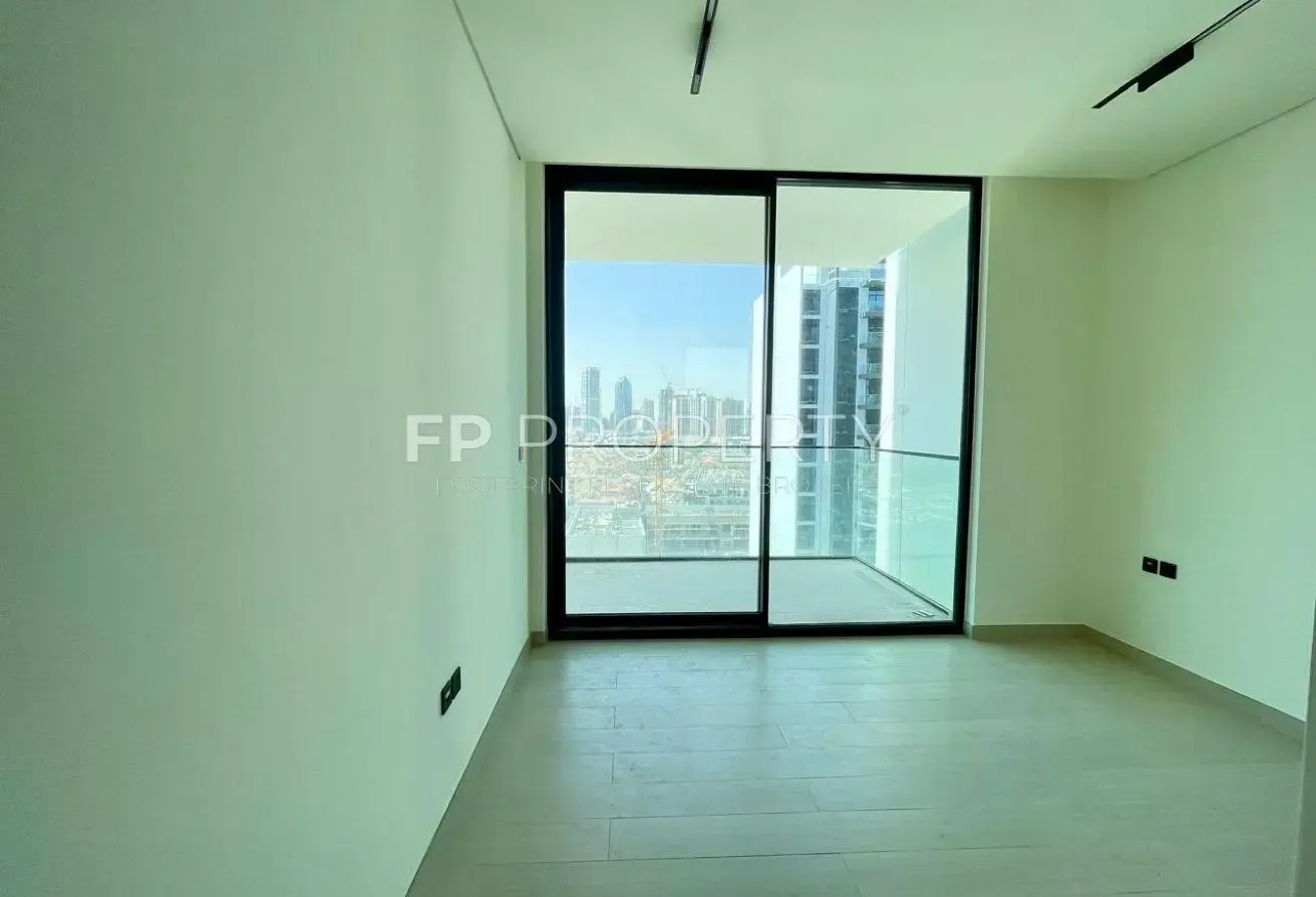 Elegant Living Smart Home I Fully Equipped Kitchen