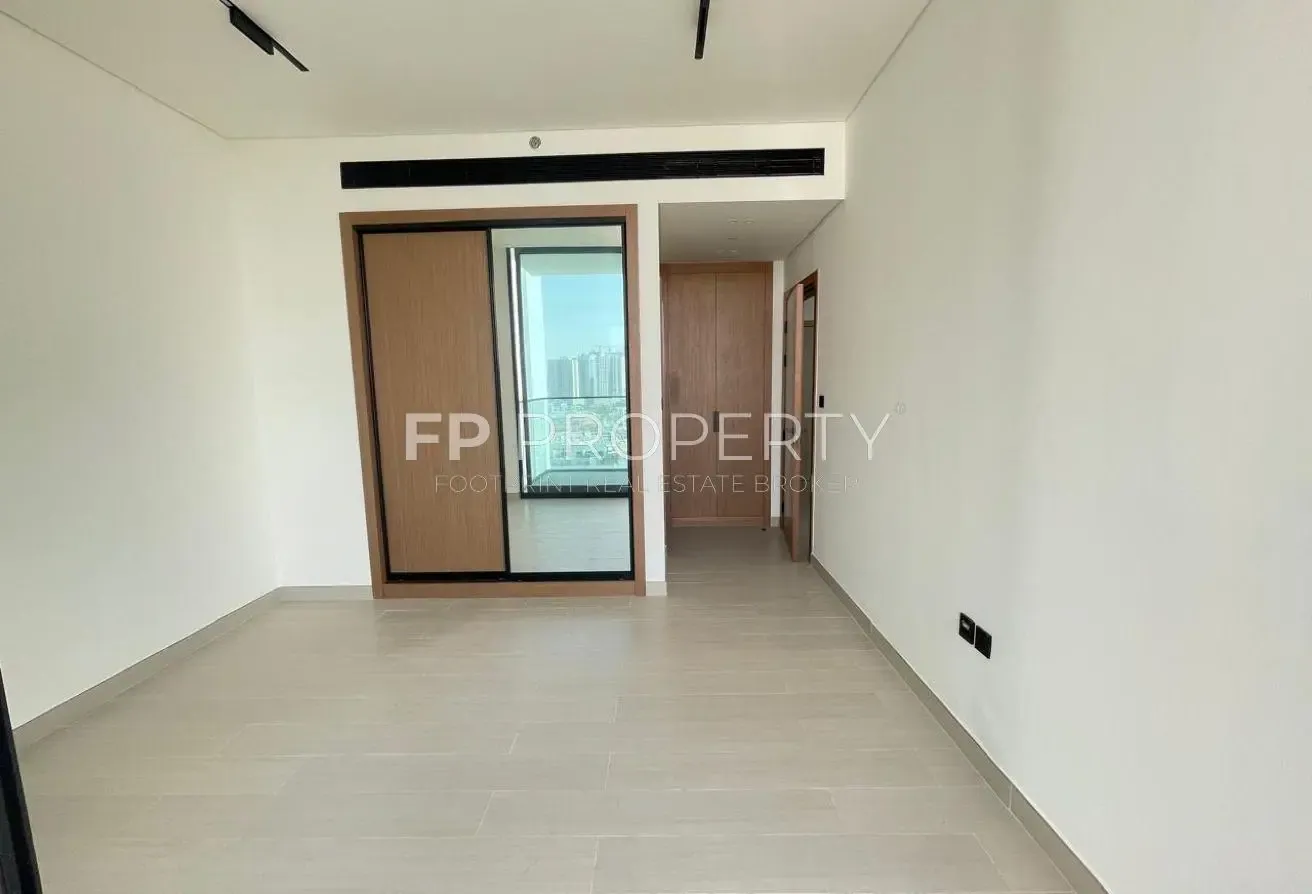 Elegant Living Smart Home I Fully Equipped Kitchen