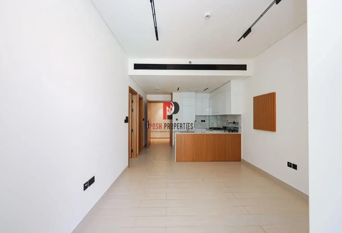 Spacious 1BR l Pool View l Prime Location