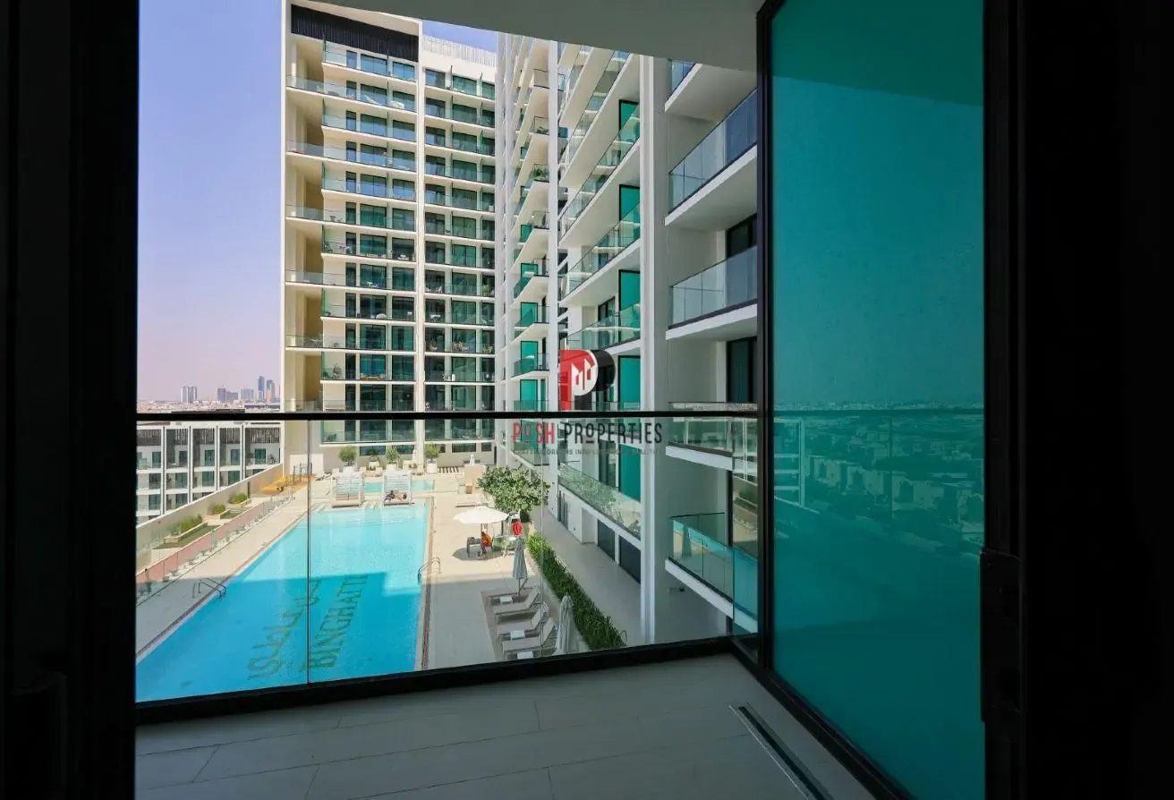 Spacious 1BR l Pool View l Prime Location