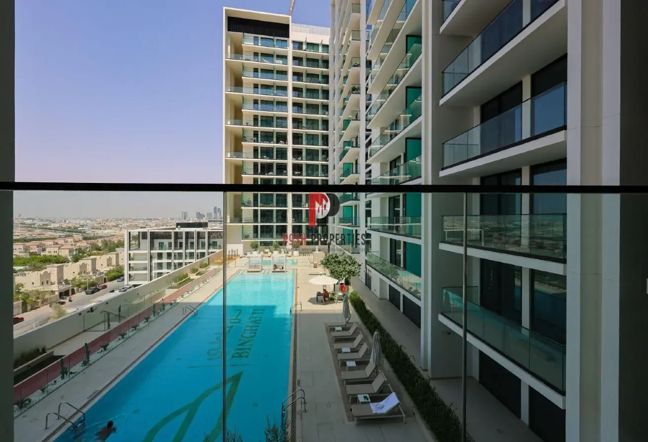 Spacious 1BR l Pool View l Prime Location