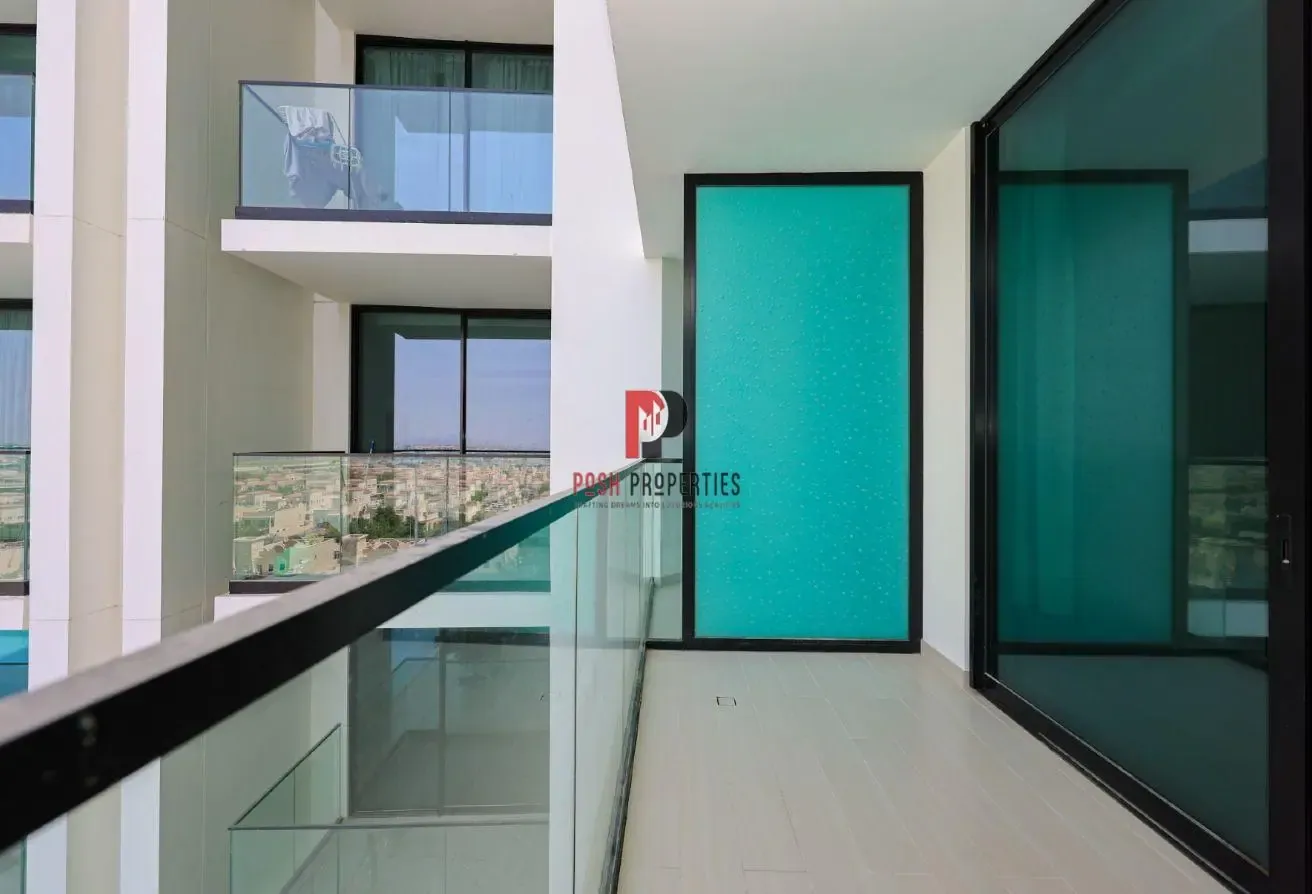 Spacious 1BR l Pool View l Prime Location