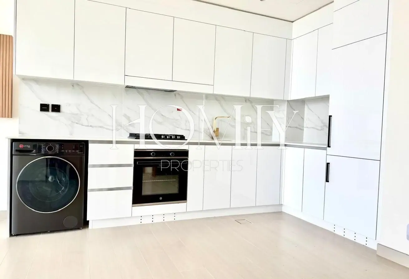 COMMUNITY VIEW | READY TO MOVE | PRIME LOCATION