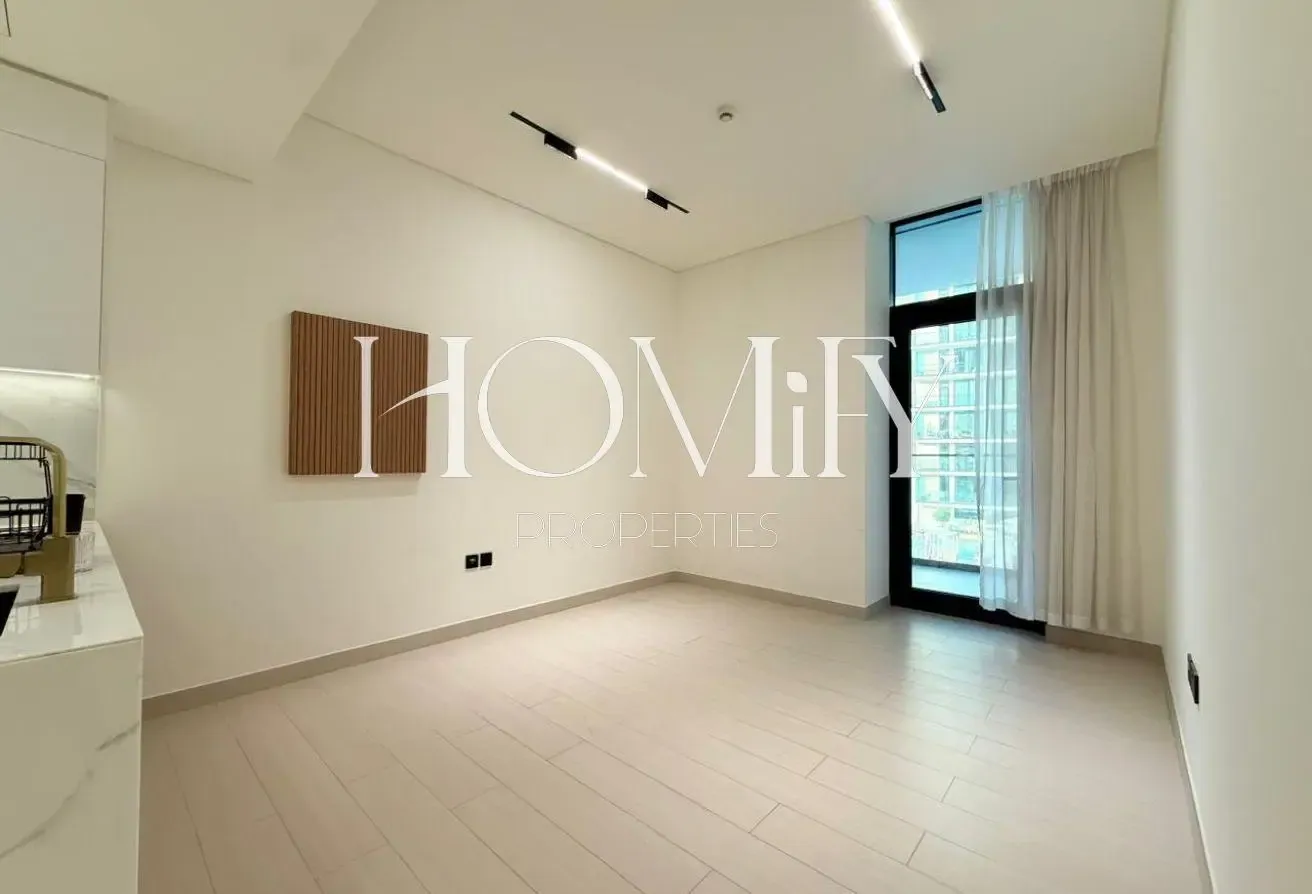 BRIGHT & MODERN | HIGH-END UNIT | PRIME LOCATION