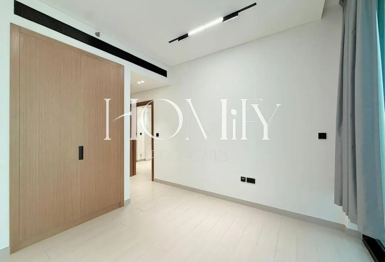 BRIGHT & MODERN | HIGH-END UNIT | PRIME LOCATION