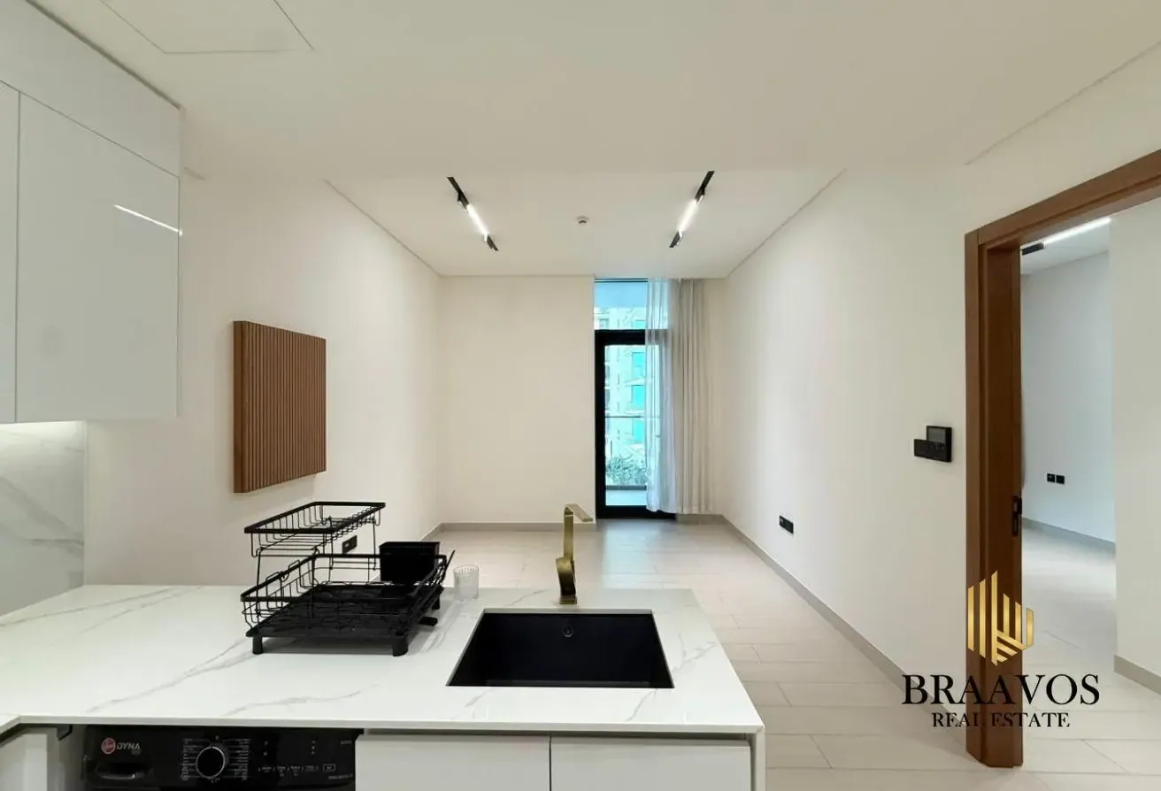 POOL VIEW | NEAR MALL | SPACIOUS