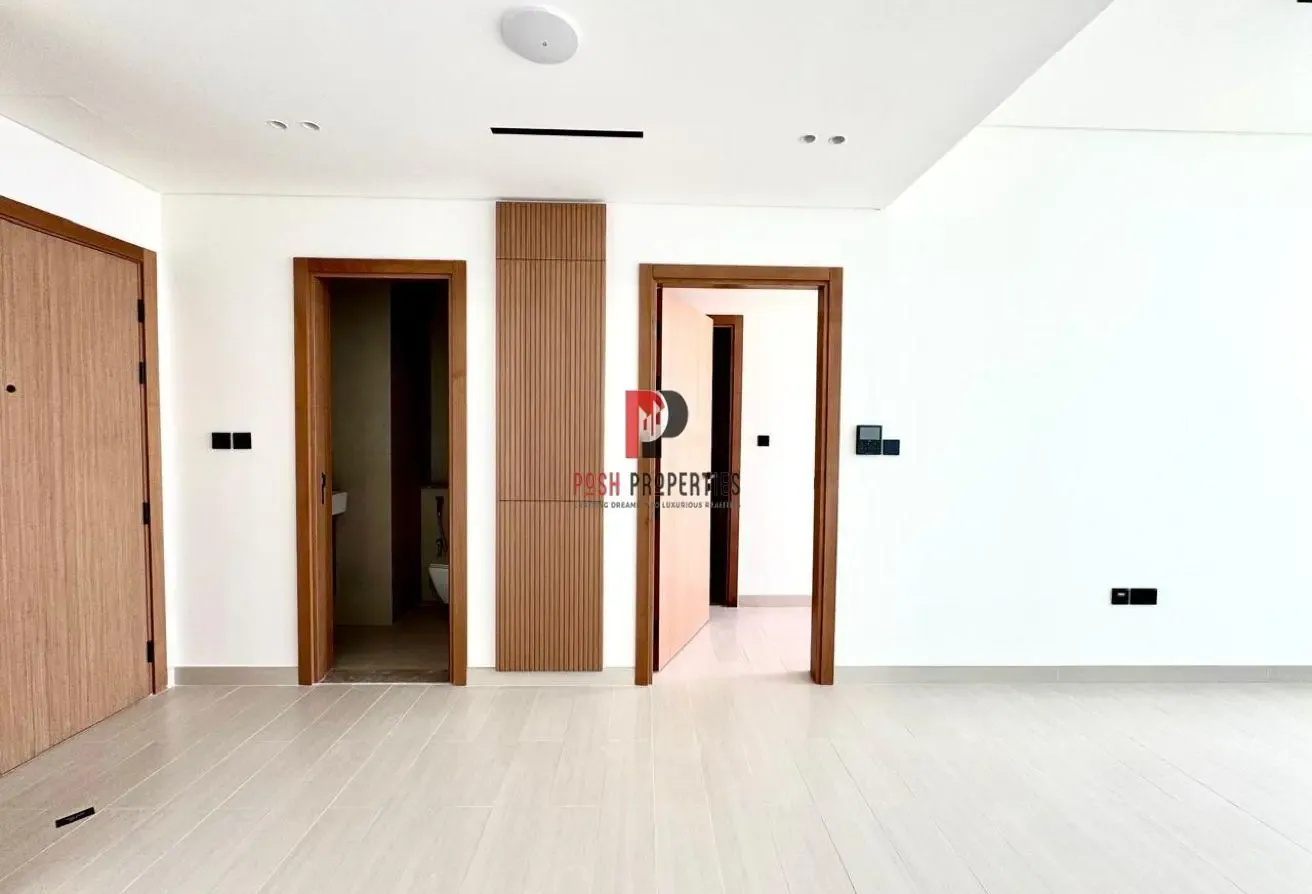 High Floor | Spacious & Cozy | Modern Design