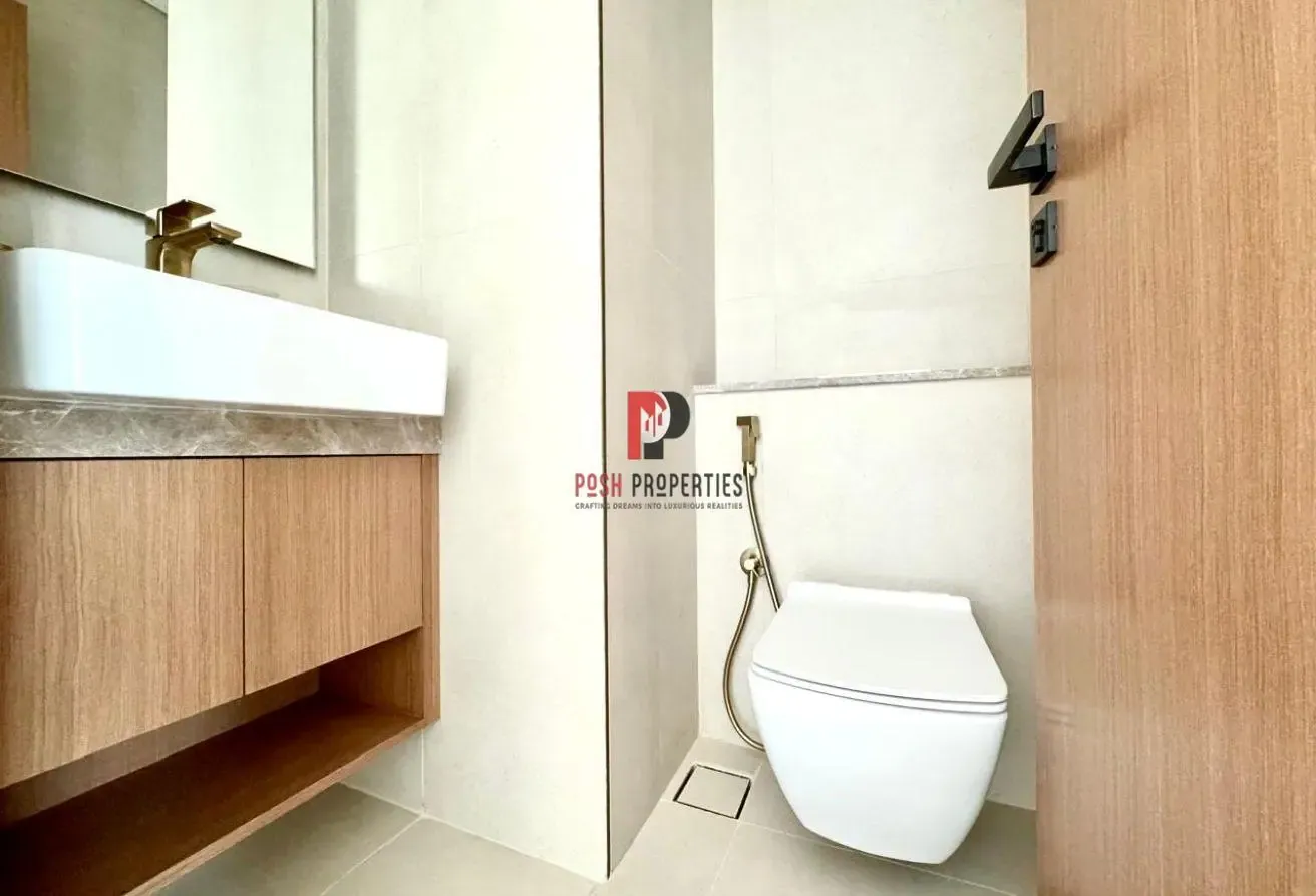 High Floor | Spacious & Cozy | Modern Design