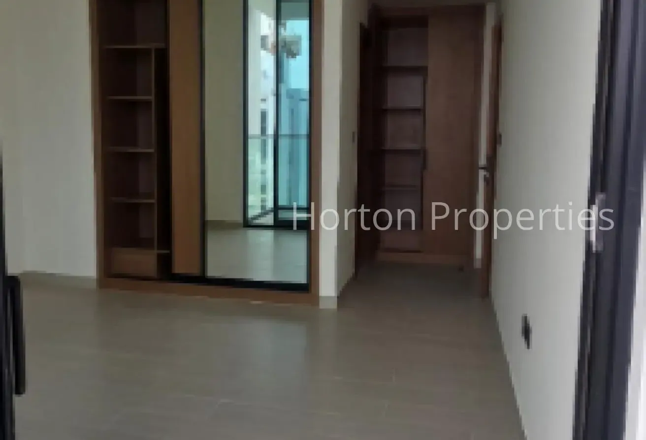 SPACIOUS 1BR I SMART HOME I READY TO MOVE