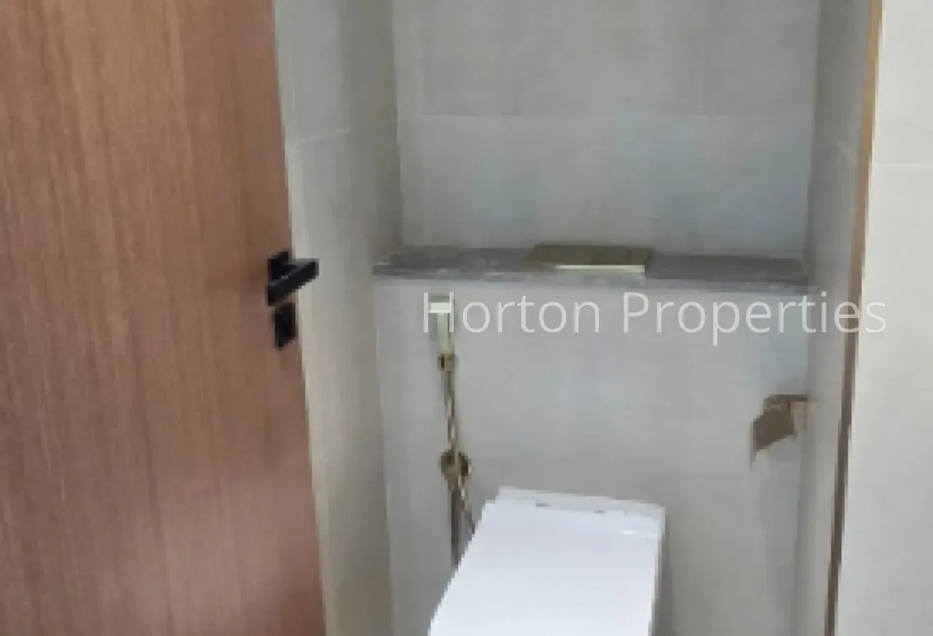 SPACIOUS 1BR I SMART HOME I READY TO MOVE