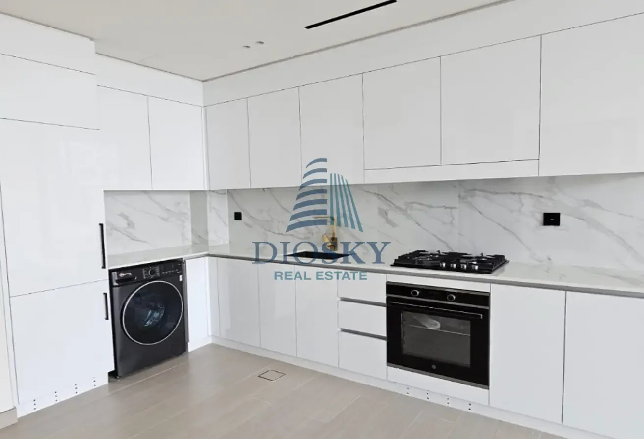 High Floor | Spacious | Ready to Move
