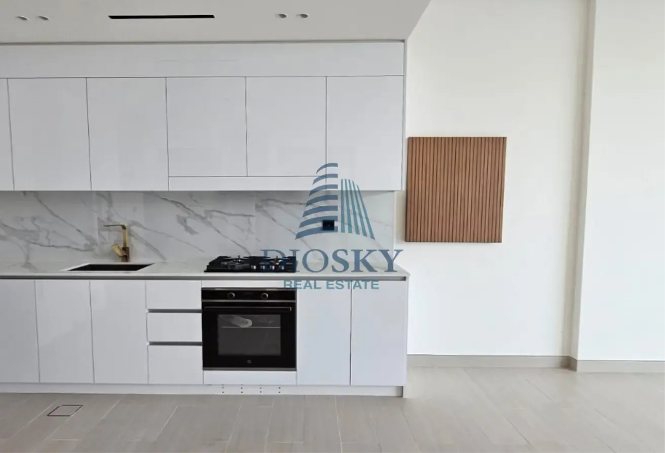 High Floor | Spacious | Ready to Move