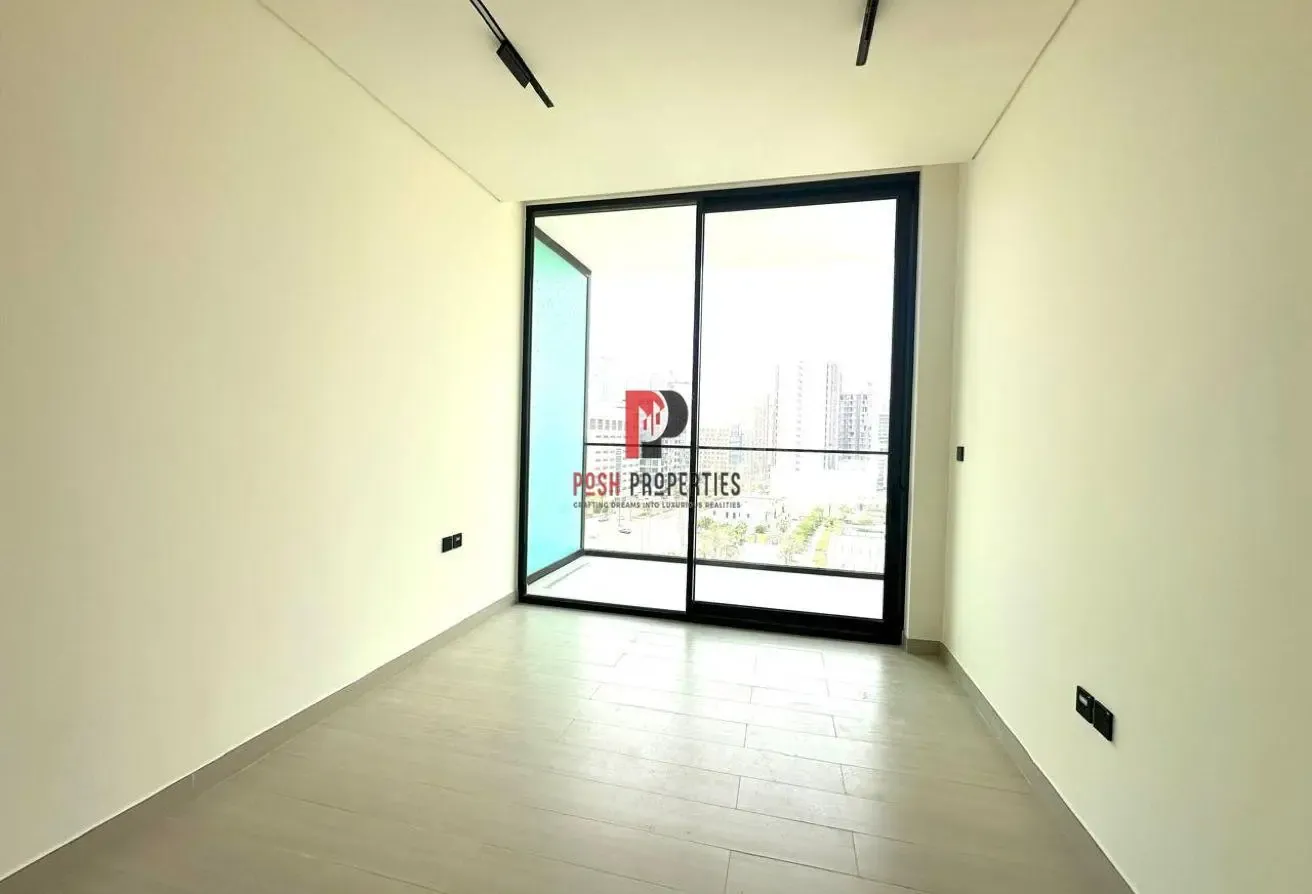 1BR with Kitchen Appliances | Community View