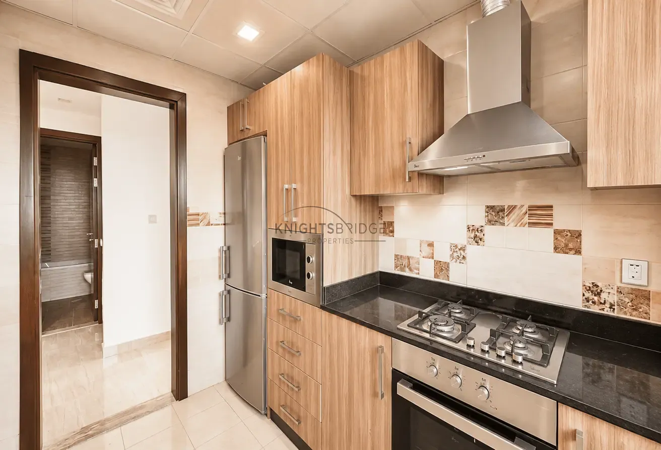 High Floor | Closed Kitchen | Ready to Move