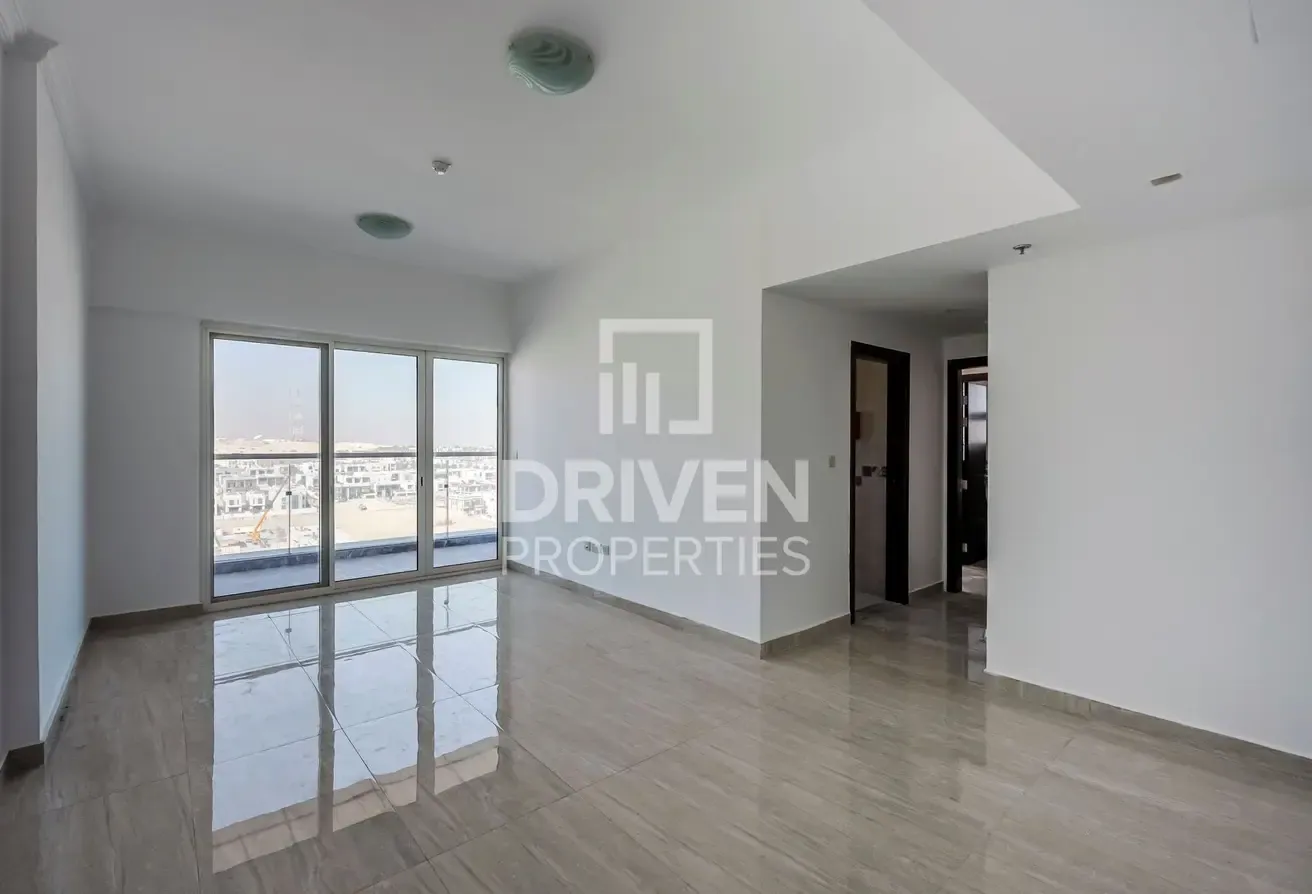 Spacious | High Floor | Ready to Move in