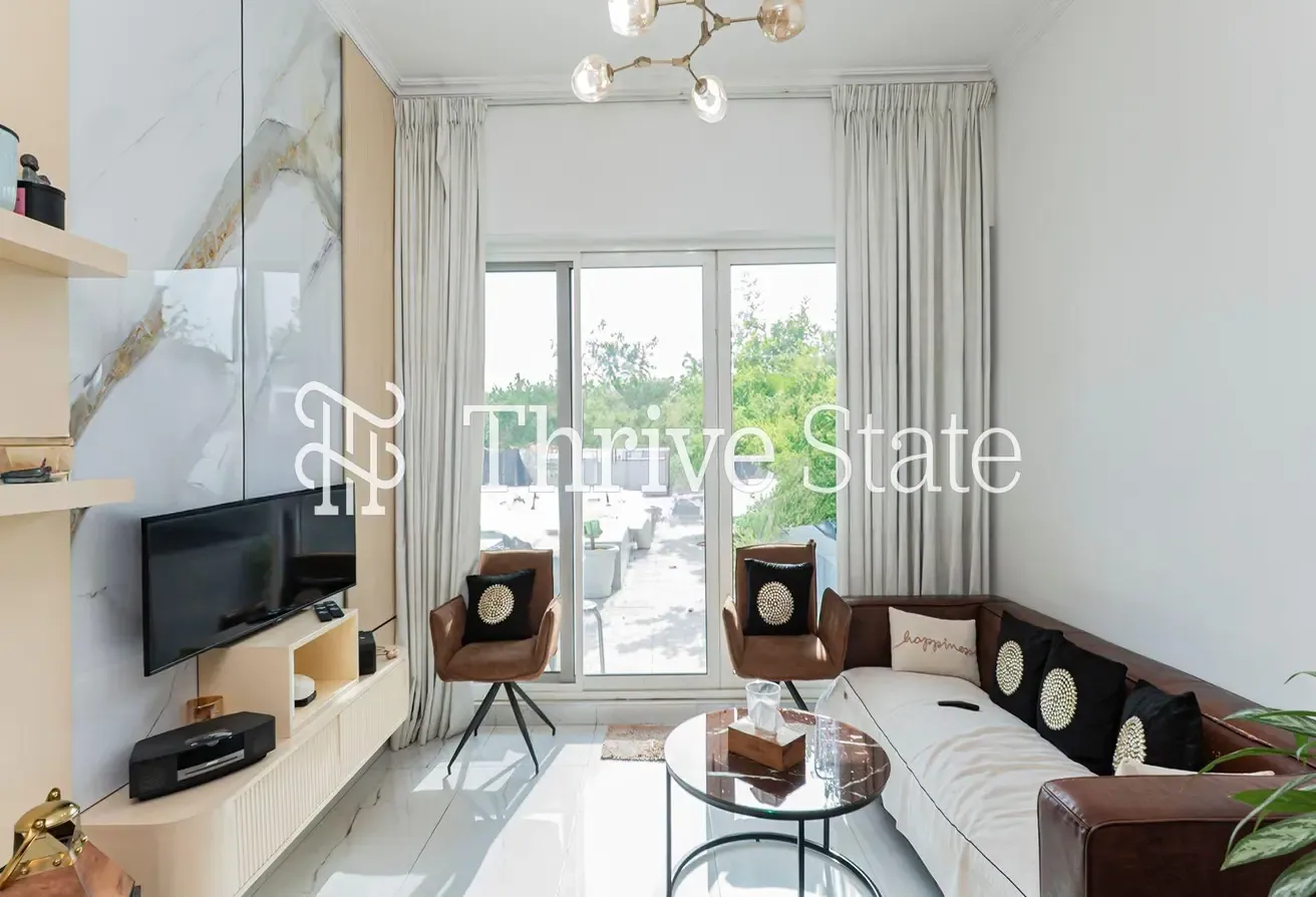 Vacant Soon | Rare Layout | Private Balcony