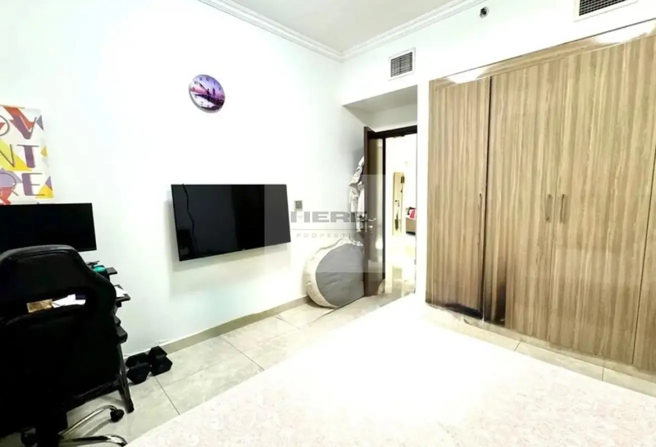 Spacious 2-BR Apt | Close to Metro | Vacant soon