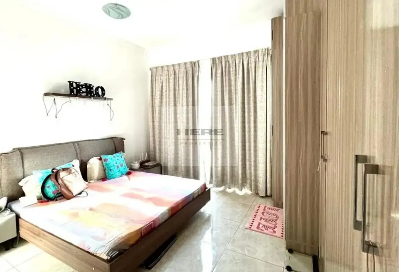 Spacious 2-BR Apt | Close to Metro | Vacant soon