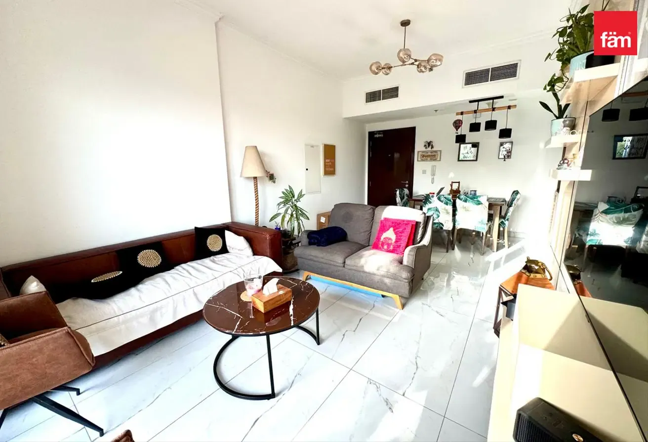Closed Kitchen| Chiller Free| Near Metro
