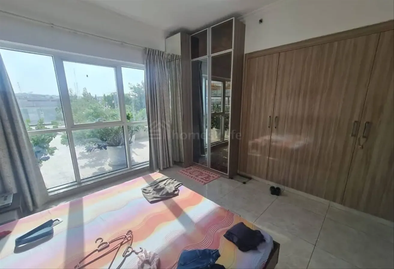 Exceptional 2 bedrooms / massive terrace / Semi furnished