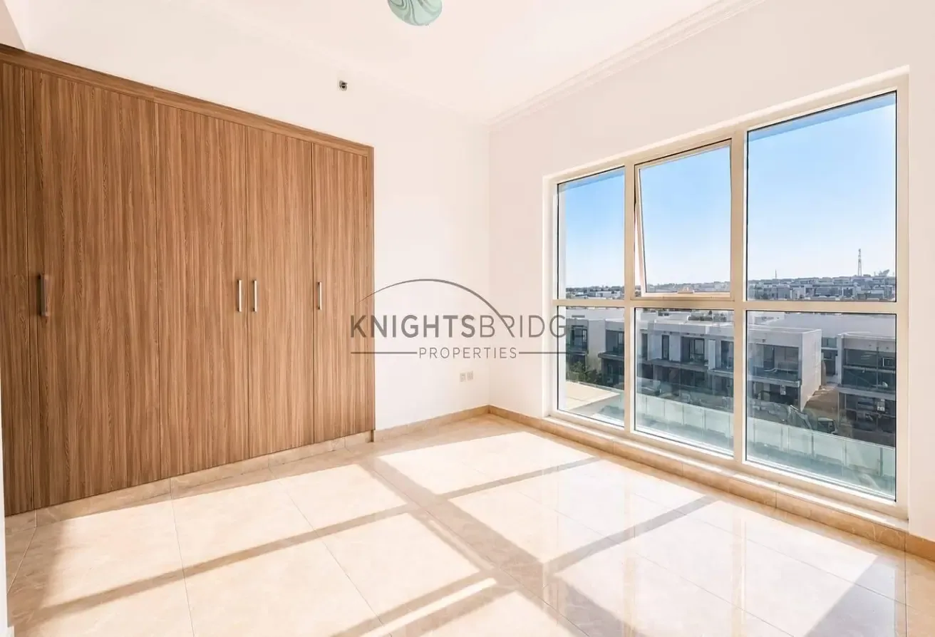 Ready to Move | Closed Kitchen | Vastu
