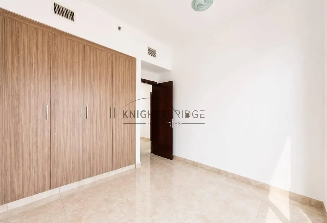 Ready to Move | Closed Kitchen | Vastu