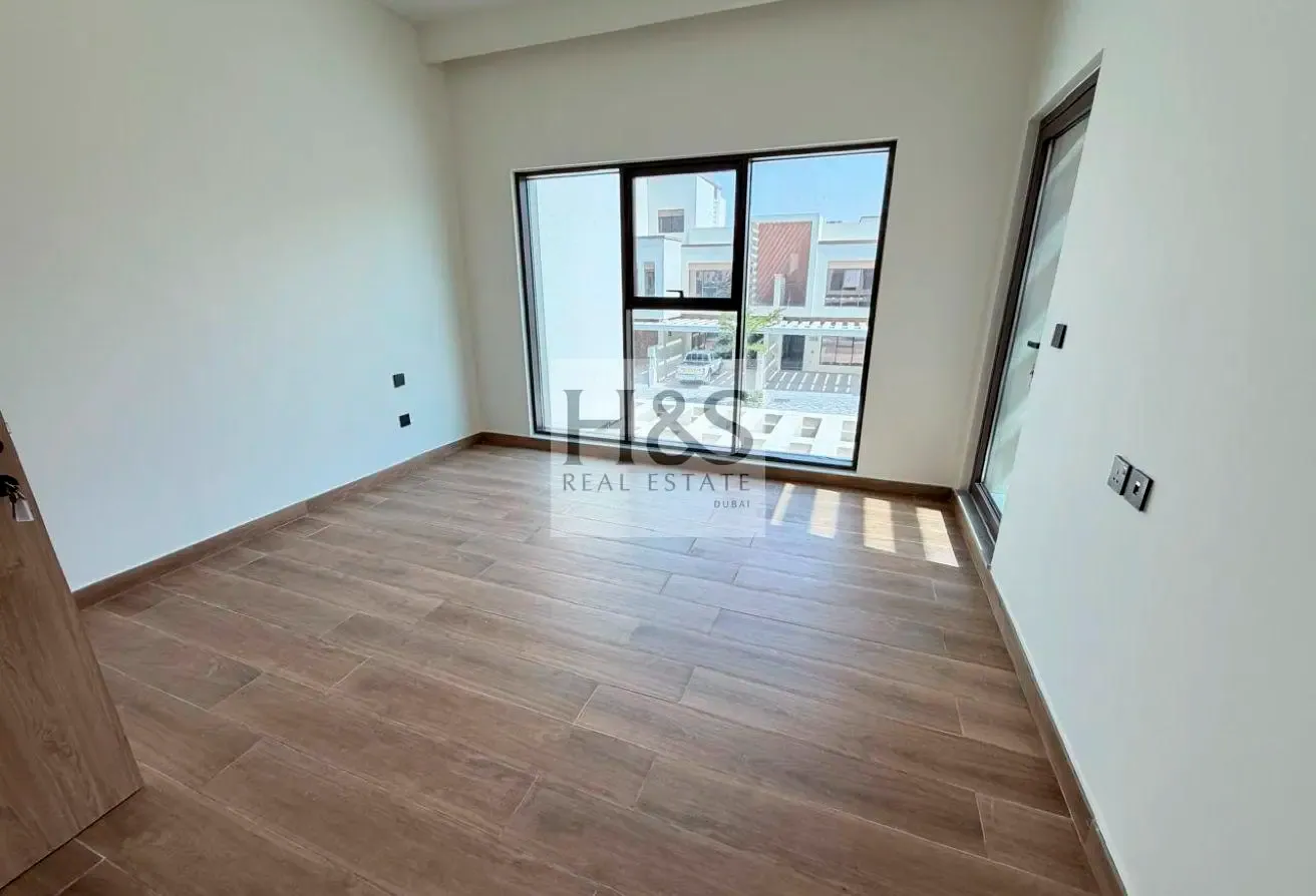 Mediterranean-Style Living | 4BHK | Vacant