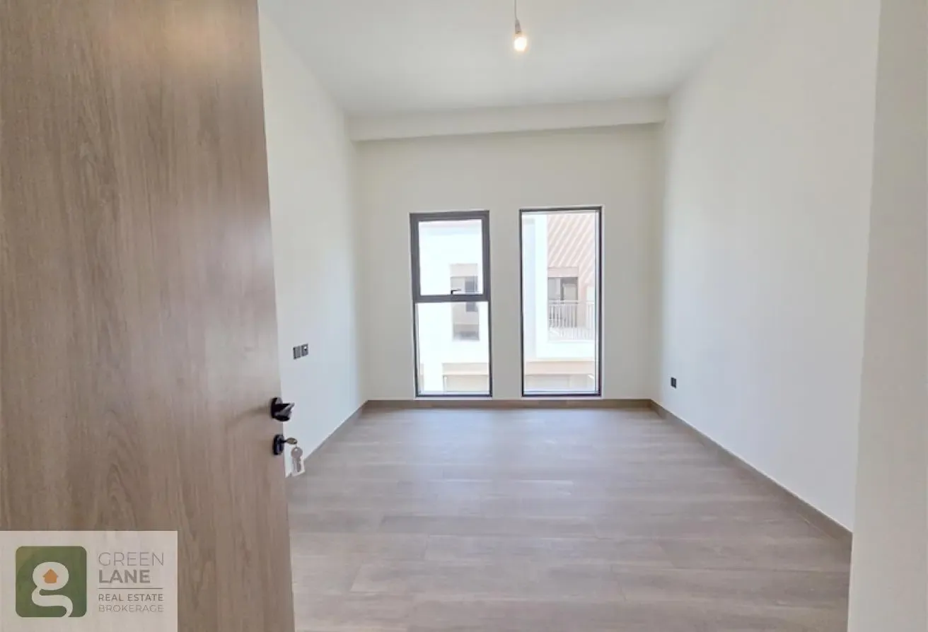 4BR | Middle | Ready To Move | Appliances