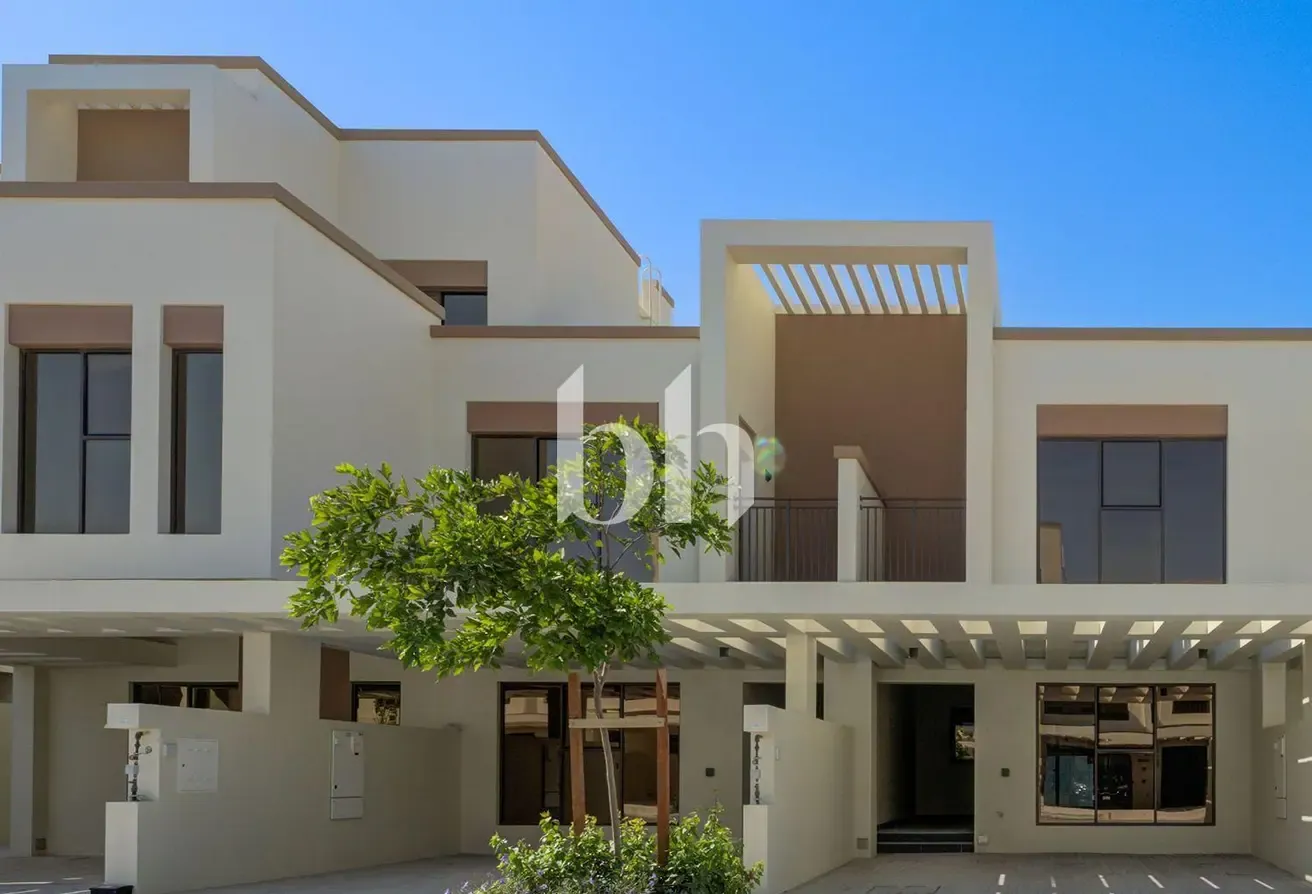 Semi Furnished | Multiple Cheques | Lagoon