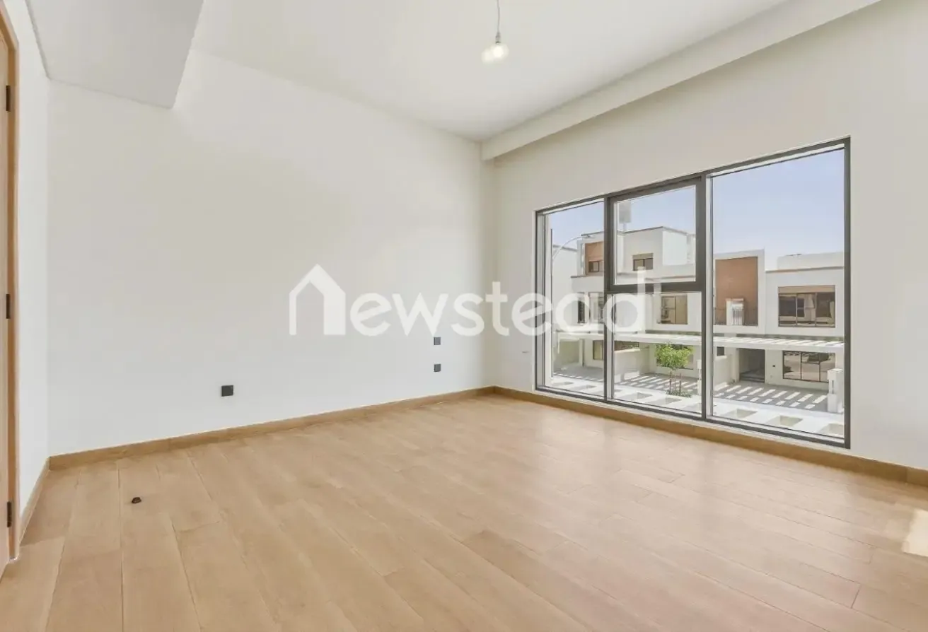 Single Row | Across The Central Hub | Vacant Now