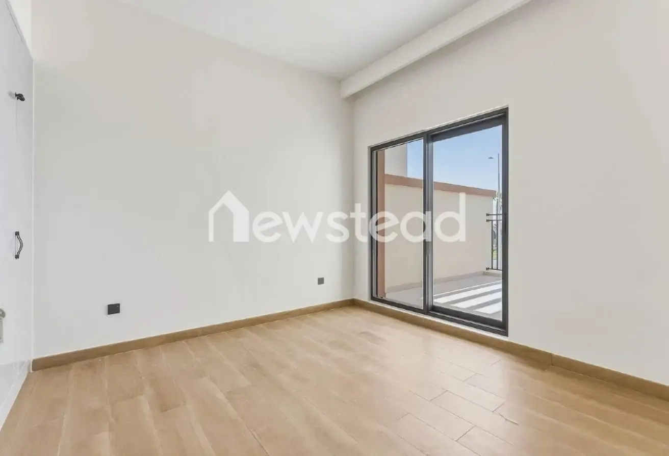 Single Row | Across The Central Hub | Vacant Now