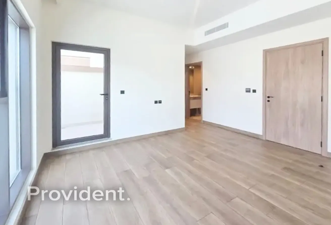 Close to Lagoon | Ready to Move | Best Price