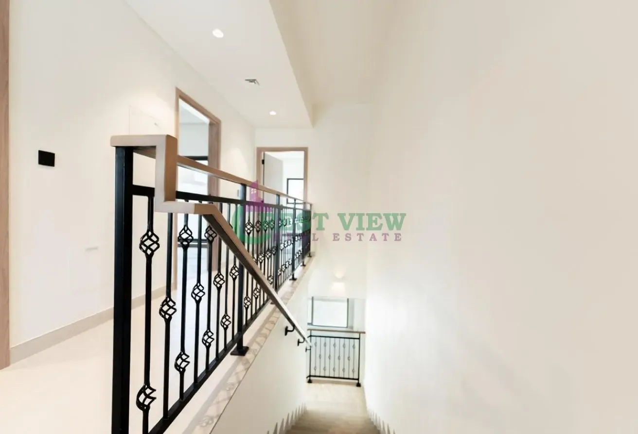 WALKING DISTANCE TO LAGOON | SPACIOUS | VACANT