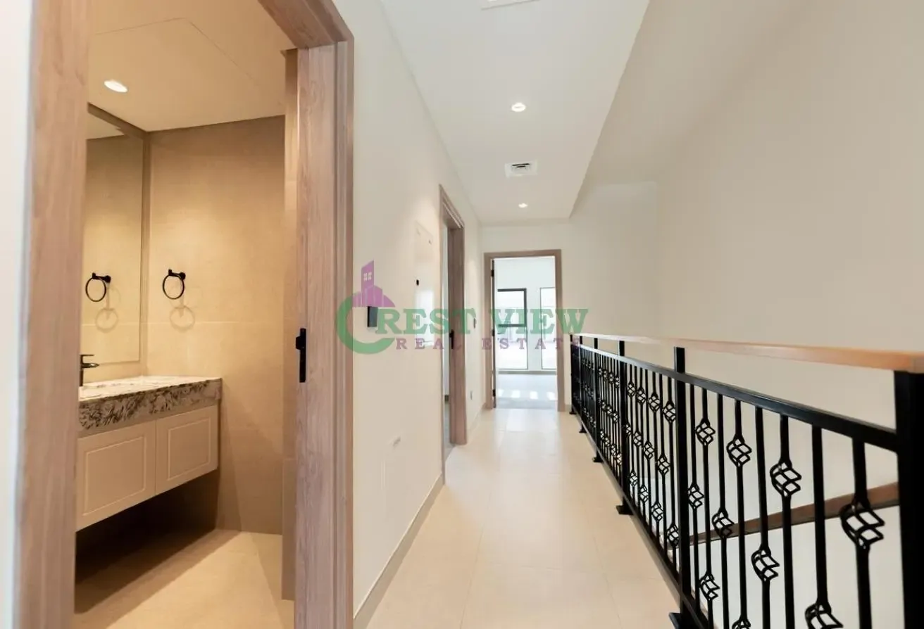 WALKING DISTANCE TO LAGOON | SPACIOUS | VACANT