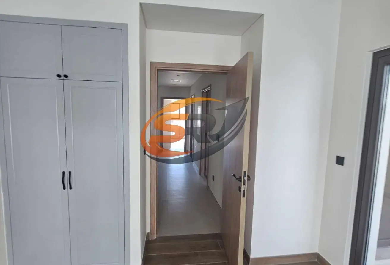 4BR Townhouse | Single Row | CostaBrava