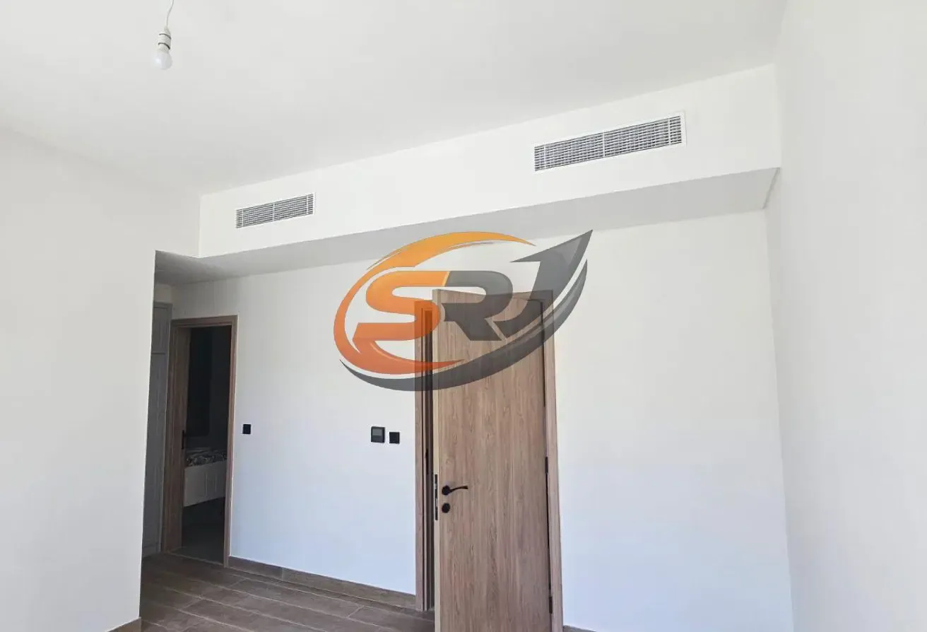 4BR Townhouse | Single Row | CostaBrava