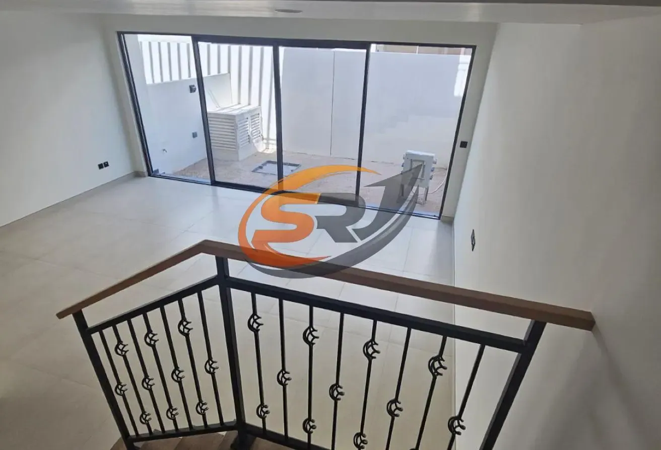 4BR Townhouse | Single Row | CostaBrava