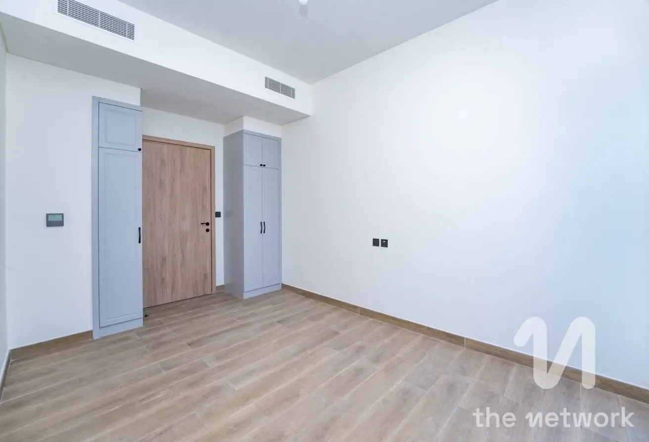 Spacious 4BR Townhouse | Vacant | Brand New